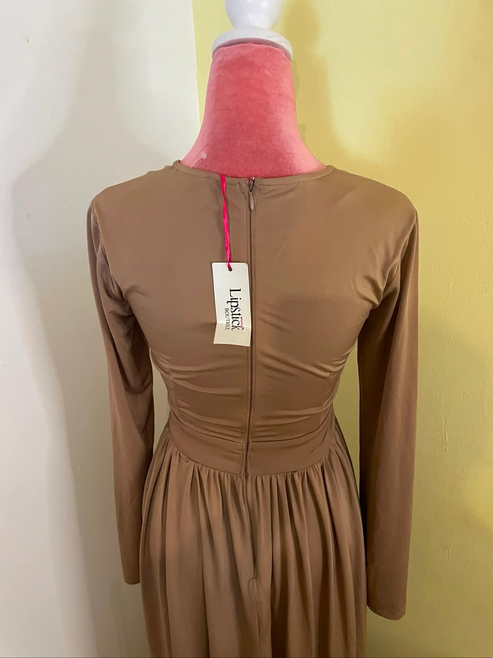 Vestido Longo Mocha Fluido - Decote V e Manga Comprida  – photo 5